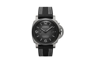 Panerai-PAM01122-Luminor-Marina-44mm-Guillaume-Nery-Edition-Cover