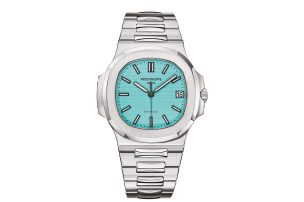 Patek-Philippe-Nautilus-5711-1A-018-Tiffany-Co-limited-Edition-to-170-watches-Super-Jumbo
