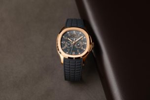 Patek-Philippe-Aquanaut-Annual-Calendar-Ref-5261R-001-WW-2023