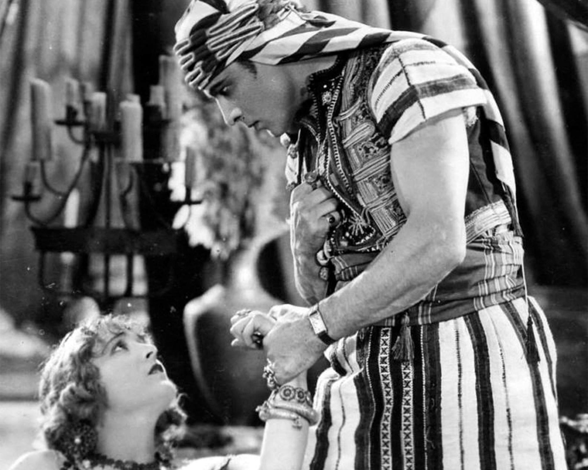 Rudolph-Valentino-wearing-the-Tank-in-The-Son-of-the-Sheik