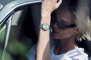 New-Campagne-with-Charlize-Theron-and-Breitling-Navitimer-36-Automatic-inside-the-car