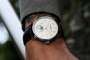 frederique-constant-x-seconde-seconde-slimline-moonphase-date-manufacture-wristshot