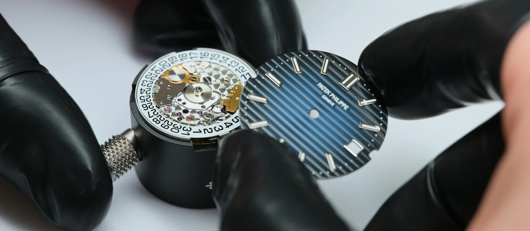 Patek Philippe Uhren – Nautilus Slider 2: Werk zerlegen und reinigen Patek Philippe Uhren – Nautilus Slider 2: Werk zerlegen und reinigen