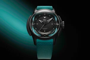 iwc-big-pilots-watch-shock-absorber-xpl-toto-wolff-x-mercedes-amg-petronas-formula-one-team.