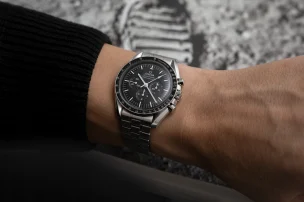 the-omega-speedmaster-professional-moonwatch-titlepicture-2