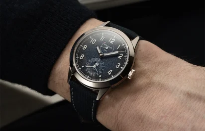 patek-philippe-calatrava-ref-5328g-001-on-the-wrist-2