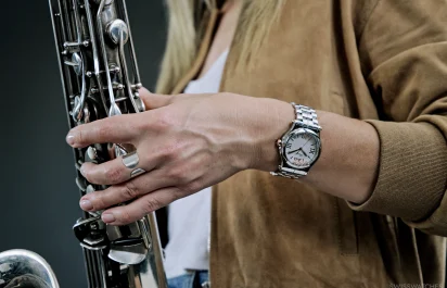 Die Wempe Signature Collection x Chopard Happy Sport am Handgelenk (siebte Ansicht).