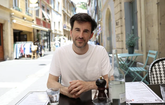 Ein Porträt von Sylvain Berneron.