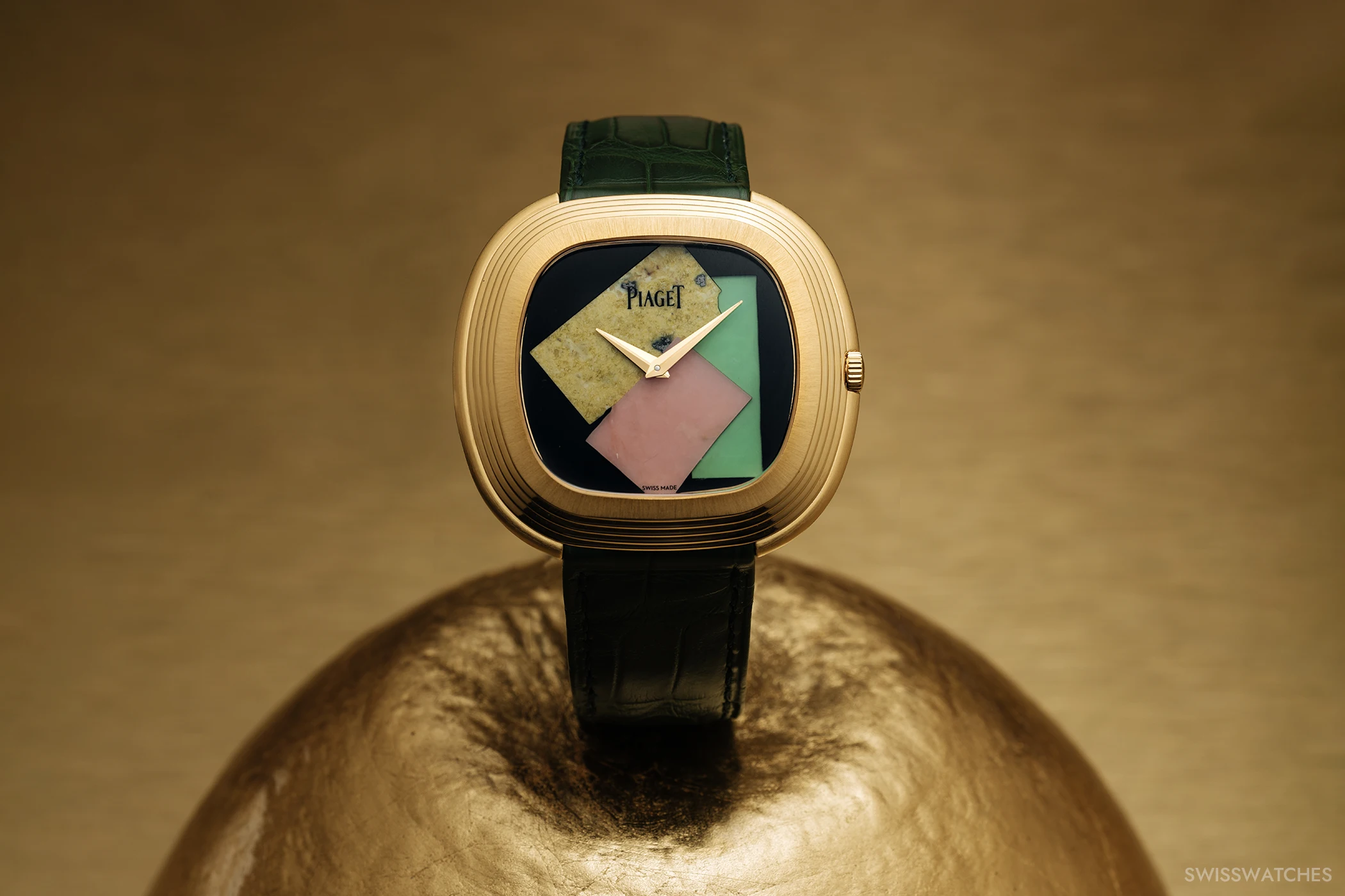 Die Piaget Andy Warhol Watch Ref. G0A50243 in der Frontalansicht.