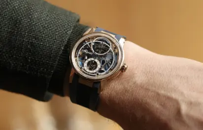 Die Breguet Experimentale 1 Ref. E001BH S9 5ZV am Handgelenk.