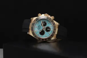 Cosmograph Daytona (Referenz 126518LN) mit türkisfarbenem Lackzifferblatt und Gelbgoldgehäuse von Rolex