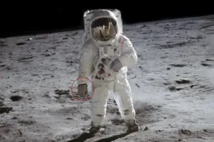 Uhren im Weltraum: die Omega Speedmaster Professional Ref 105-012, getragen von Buzz Aldrin auf dem Mond.