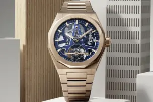 Die Zenith Defy Skyline Tourbillon Skeleton ist in der Vorderansicht zu sehen.