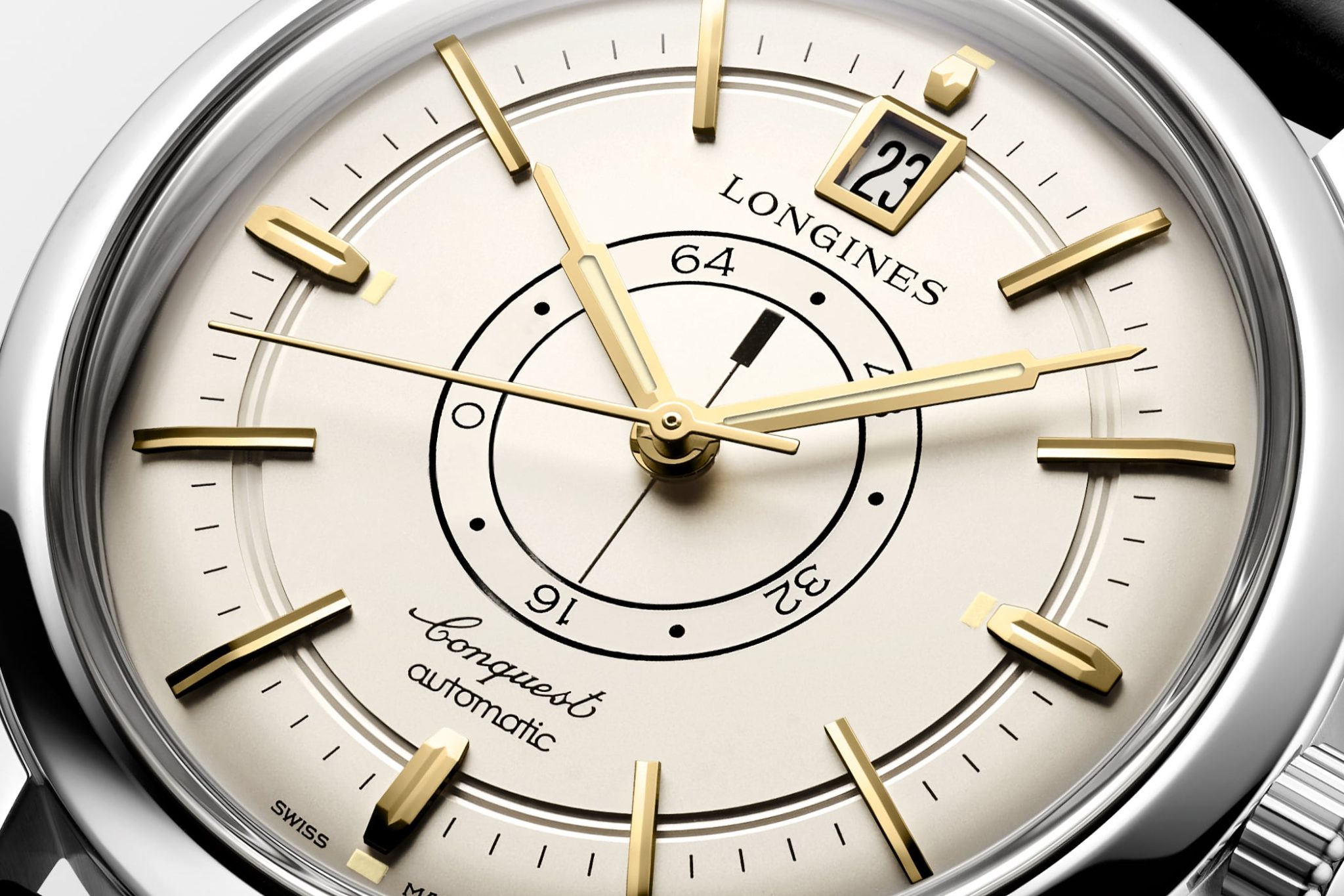 longines-conquest-heritage-central-power-reserve-L1.648.4.78.2-champagne-zifferblatt-closeup