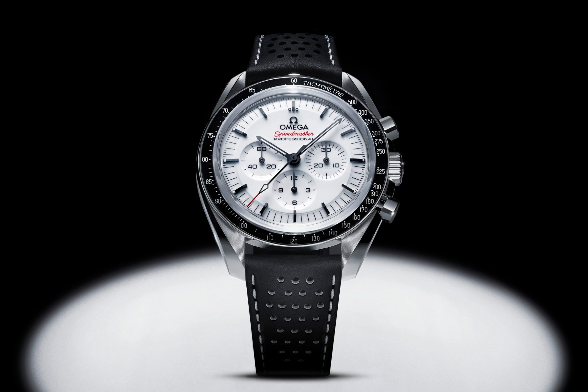 omega-speedmaster-professional-moonwatch-white-dial-310.30.42.50.04.002-lederband