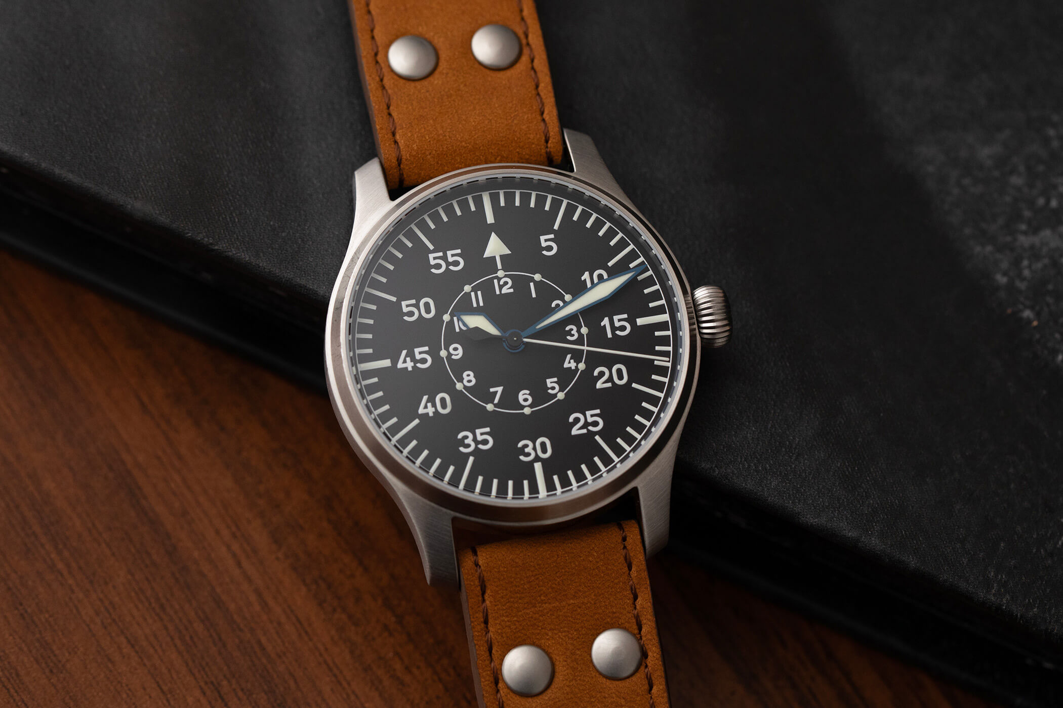 Die Stowa Fliegeruhr Zeitgeschichte am Handgelenk Swisswatches Magazine
