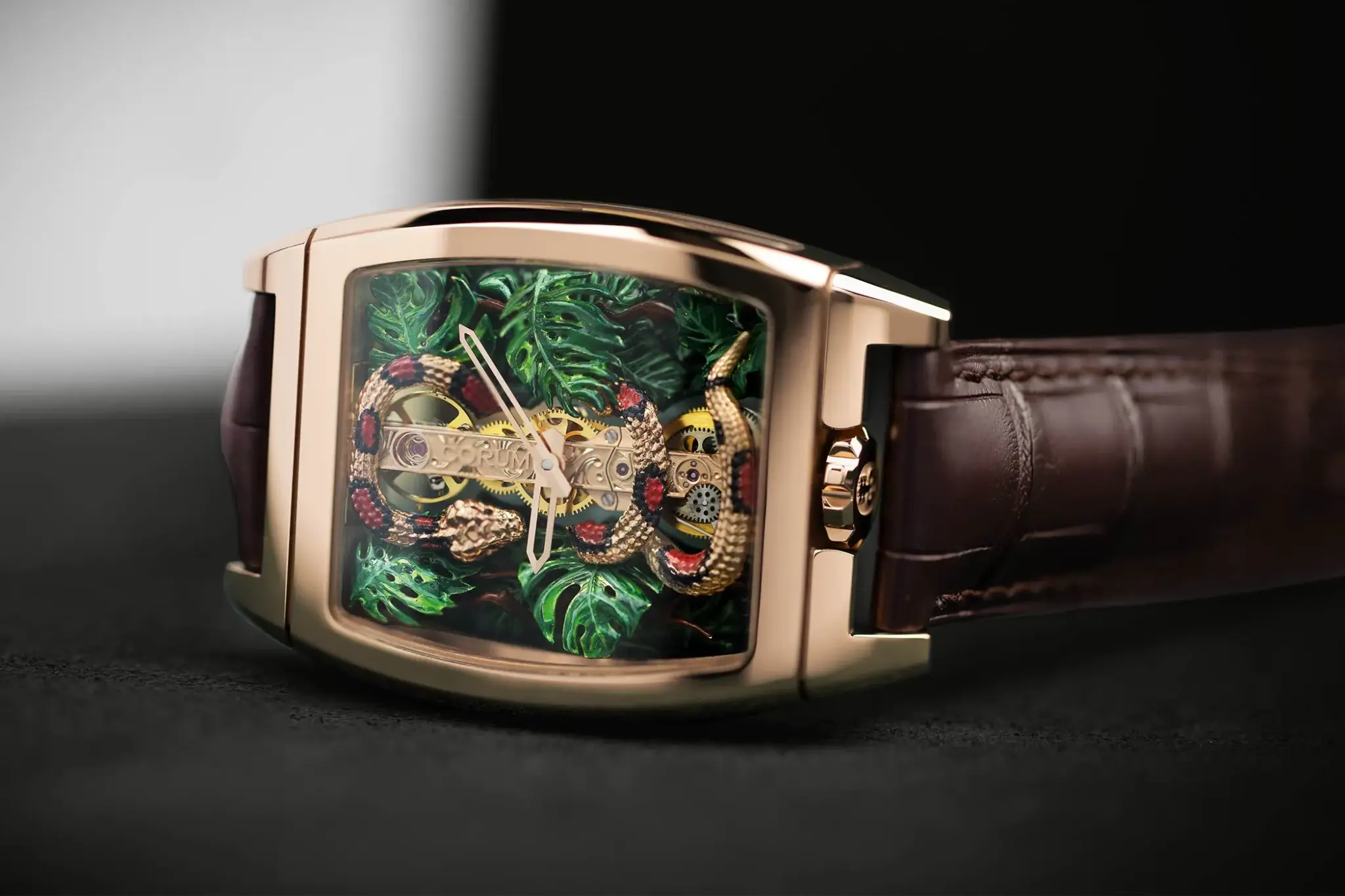 Corum Golden Bridge Schlange