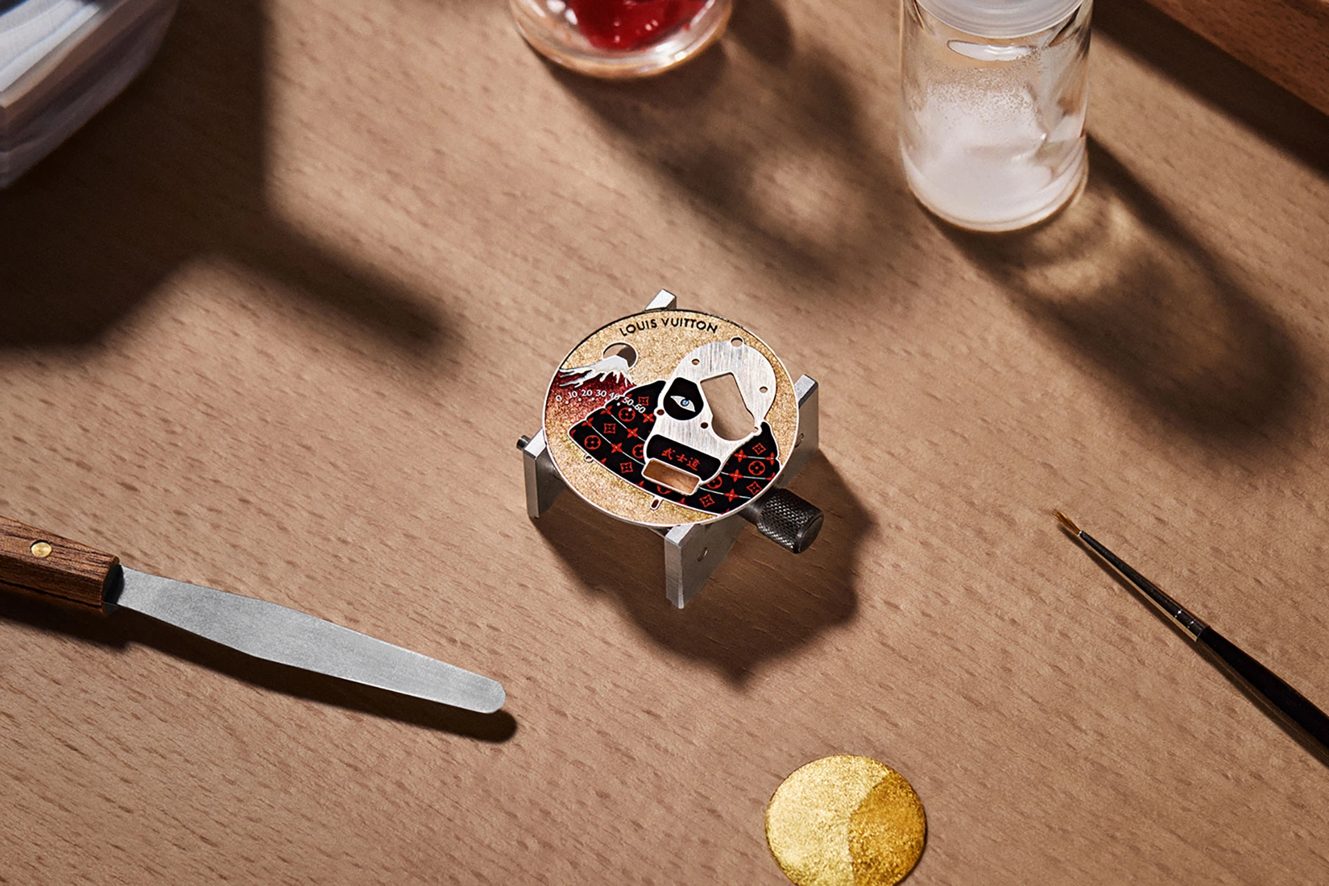 Gestaltung des Zifferblattes der Louis Vuitton Tambour Bushido Automata Ref. W1PG31