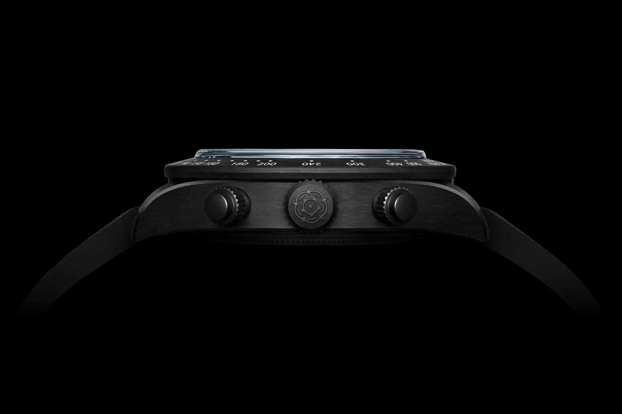 tudor-black-bay-chrono-carbon-25-ref-79377kn-gehaeuse