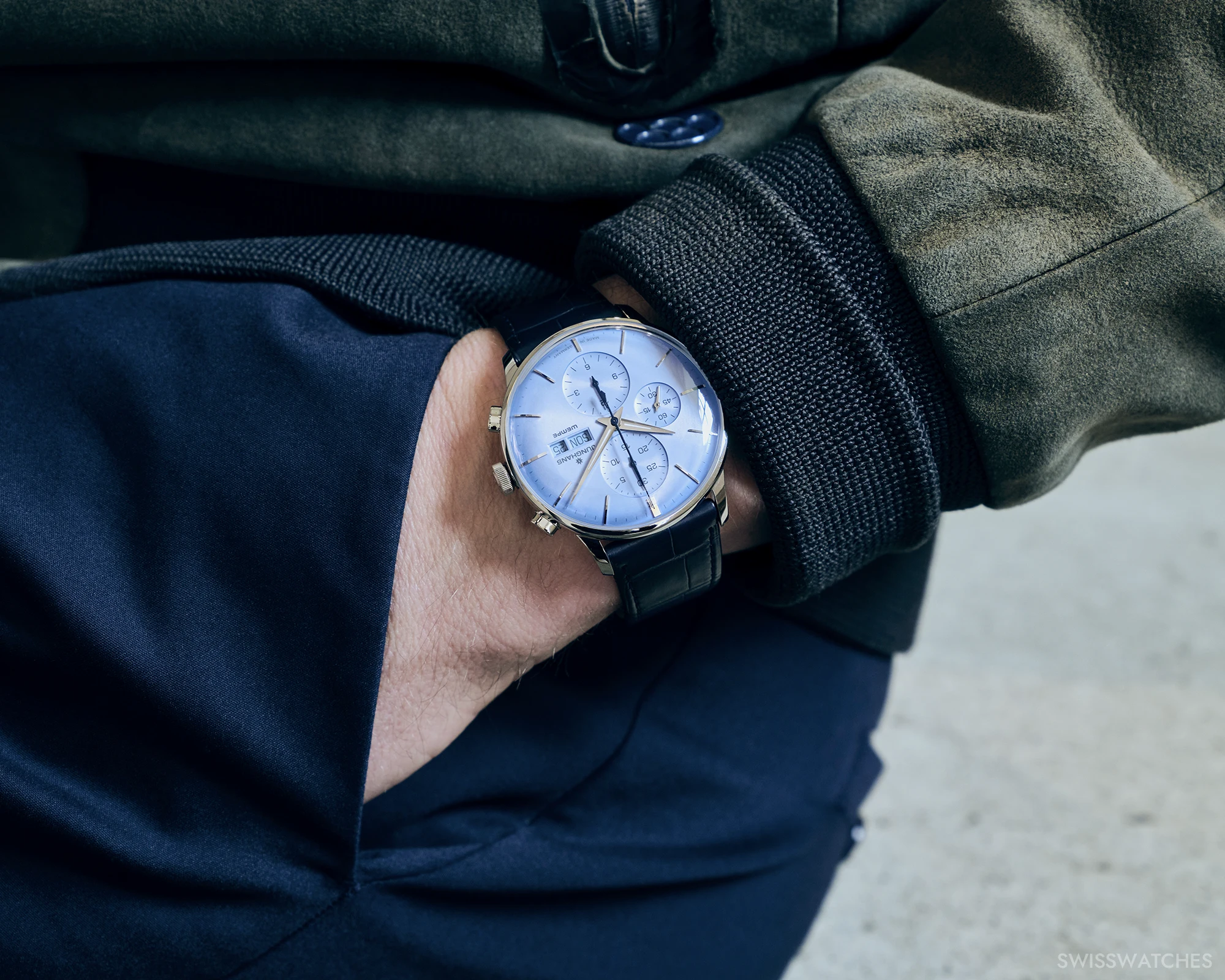 wempe-signatur-collection-x-junghans-meister-chronoscope-ref-jh160059-am-handgelenk-3